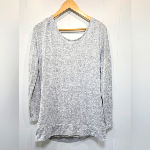 Athleta Pose Layered Top In Heather Gray  Size Medium - Picture 6 of 6